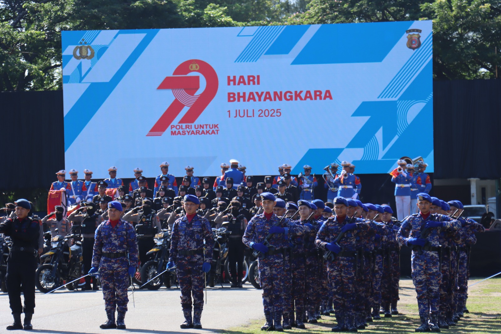 Gubernur Aceh Pimpin Upacara Hari Bhayangkara di Blang Padang