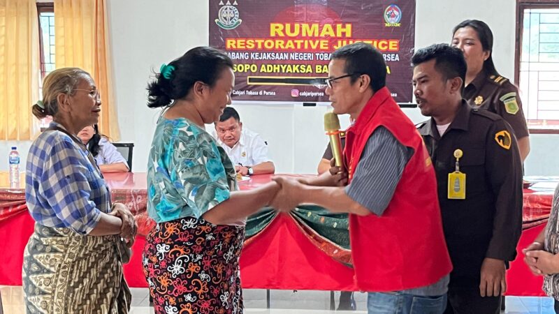 Kejati Sumut Selesaikan 5 Perkara, Salah Satu Perkara Penganiayaan Teman Satu Kantor Diselesaikan dengan Humanis