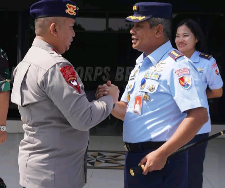 Perkuat Sinergitas TNI – Polri, Danpas 1 Korps Brimob Polri,Kunjungi Danlanud Suwondo Medan