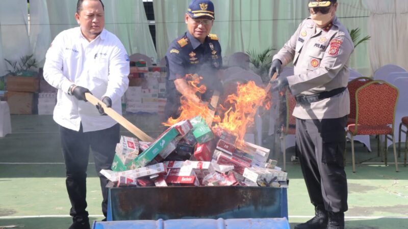 Kapolda Aceh Hadiri Pemusnahan Barang Milik Negara Hasil Penindakan Bea Cukai