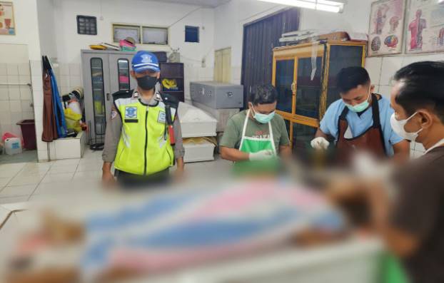 Satlantas Polres Simalungun Tangani Kecelakaan Maut di Jalan Asahan
