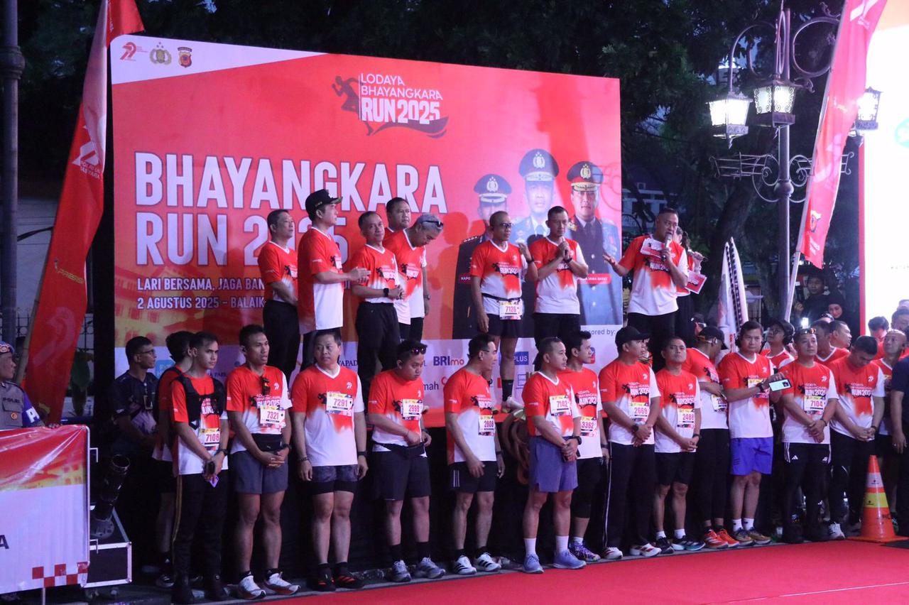 Kapolda Jabar Lodaya Bhayangkara Run 2025 di Kota Bandung