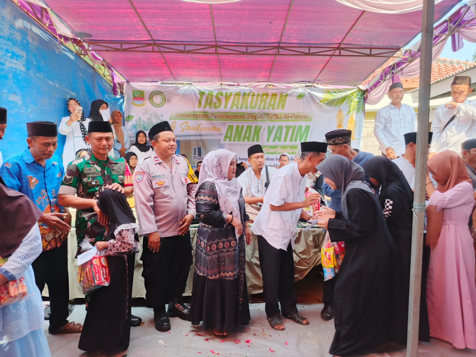 Tasyakuran Atas Pembangunan Majlis Ta’lim Al-Furqon,Disertai Santunan Anak Yatim di Desa Sumberurip