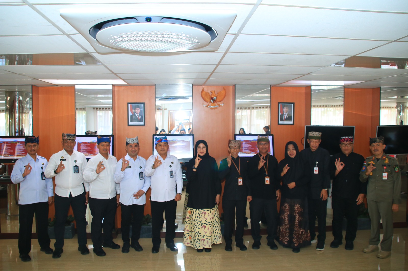 Sinergritas Lapas Kelas II.A dan Pemkab Banyuwangi,Kalapas Kelas II.A Kunjungi Bupati Banyuwangi Sampaikan Program Pembinaan serta Ketahanan Pangan dan Kondisi Kamtib