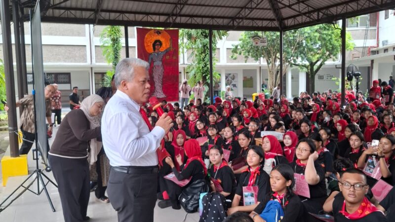 Berikan Motivasi Bagi Mahasiswa Baru, Harli Siregar Bernostalgia ke Kampus Fakultas Hukum USU 