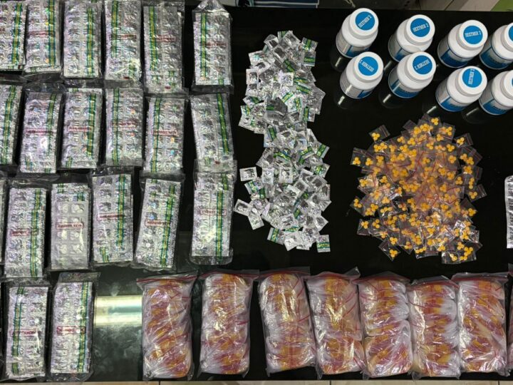 Polisi Gerebek Rumah Dijadikan Tempat Penyimpanan Obat Terlarang  