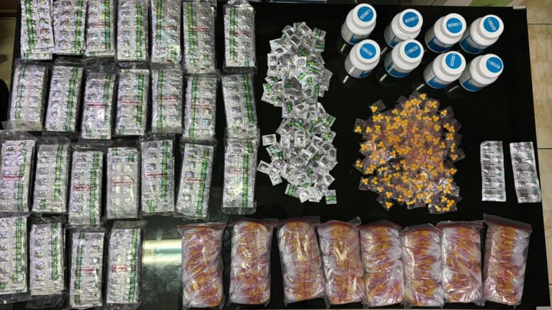 Polisi Gerebek Rumah Dijadikan Tempat Penyimpanan Obat Terlarang  