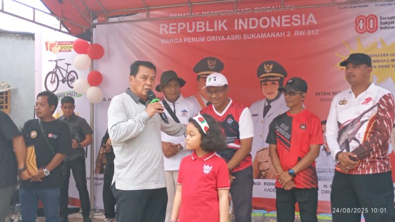 Bupati Tangerang Hadiri Acara Semarak HUT RI ke-80 di Perum Griya Asri Sukamanah 
