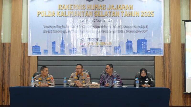 Buka Rakernis,Kombes Pol Adam Erwindi: Humas Bukan Hanya Corong Institusi, Tetapi Juga Penghubung Antara Polri Dengan Masyarakat