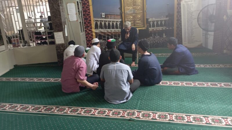 Selesai Sholat,Residen Religi LRPPN-BI Gelar Muzakarah Rutin 