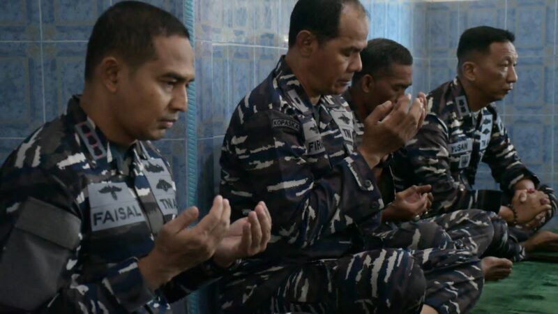 Lanal Palembang Panjatkan Doa untuk Keselamatan Bangsa