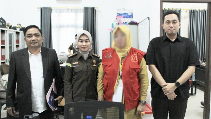 Rugikan Rp 826 Juta,Tersangka Korupsi Dana BOS,Kepala SMAN 16 Medan Resmi Ditahan Kejari Belawan 