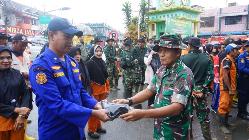 Kodim 0117/Aceh Tamiang Gelar Bakti Teritorial Prima Pembersihan Pasar Dalam Rangka HUT TNI ke-80
