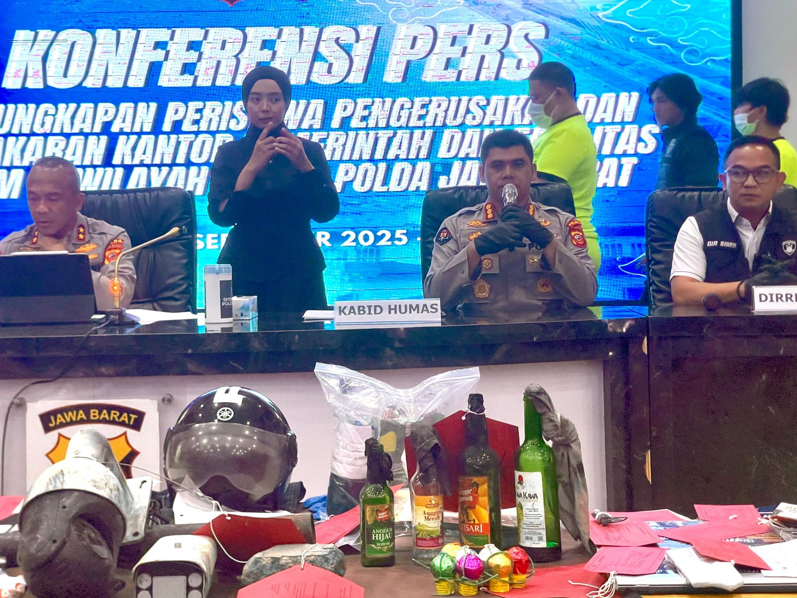 Alasan Polda Jabar Sita Buku dan Zine Jadi Barang Bukti Tersangka Demo Anarkistis di Bandung