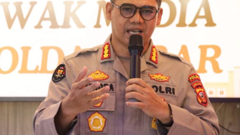 Penanganan Pengaduan Paket Mencurigakan yang Berisi Kepala Babi 