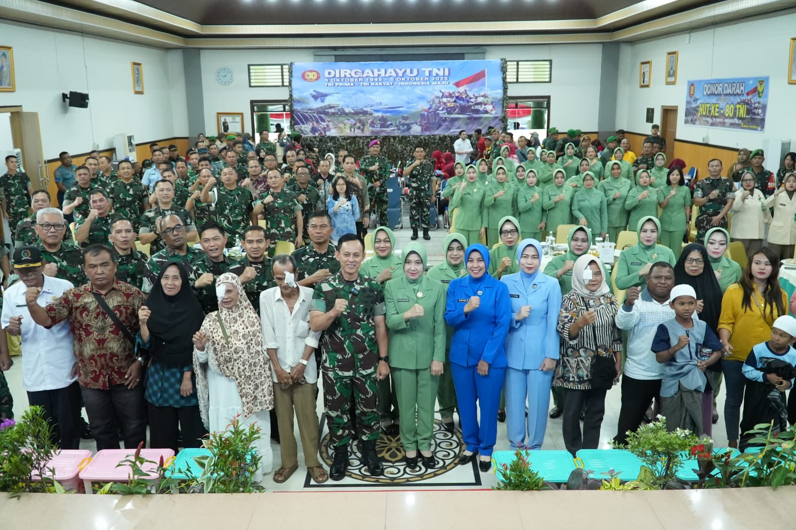 HUT ke-80 TNI, Lanal Palembang Turut Adakan Bakti Kesehatan di Makesdam II/Sriwijaya