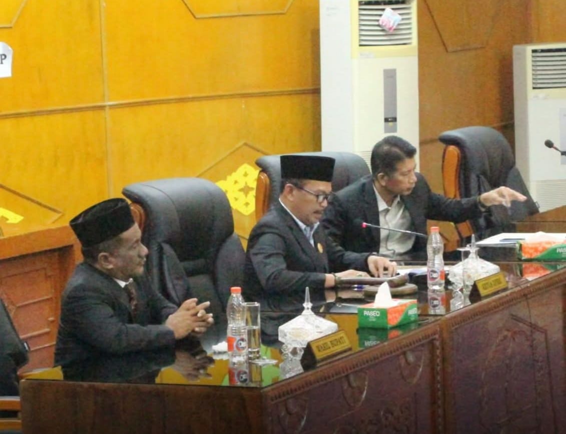 DPRK Aceh Tamiang,Gelar Rapat Paripurna Rancangan Perubahan KUA dan PPAS