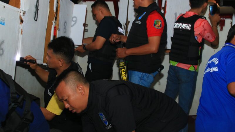Pastikan Bebas dari Barang Terlarang,Kamar Hunian Warga Binaan Lapas Banyuwangi Digeledah 