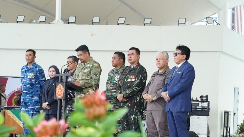 Kajati Sumut Dr.Harli Siregar Hadiri Upacara Peringatan HUT TNI Ke-80 Di Lapangan Merdeka Medan