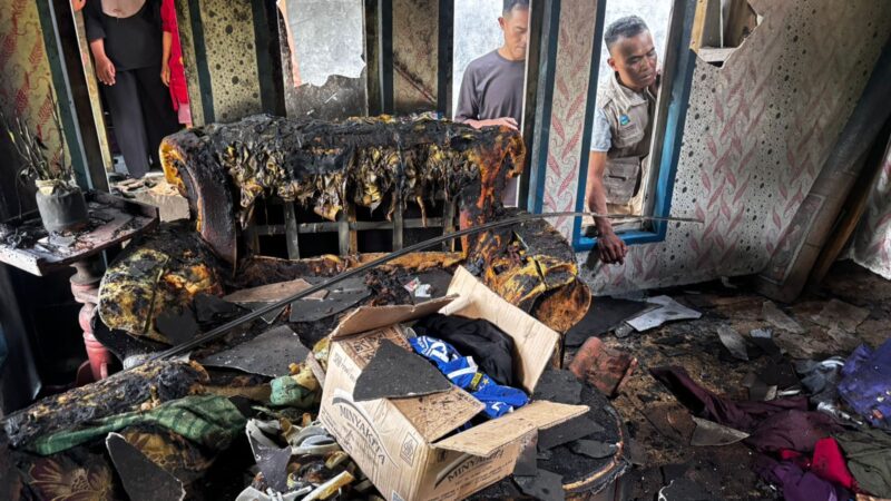 Polisi Gerak Cepat Tangani Kebakaran Rumah Warga di Ranca Hideung