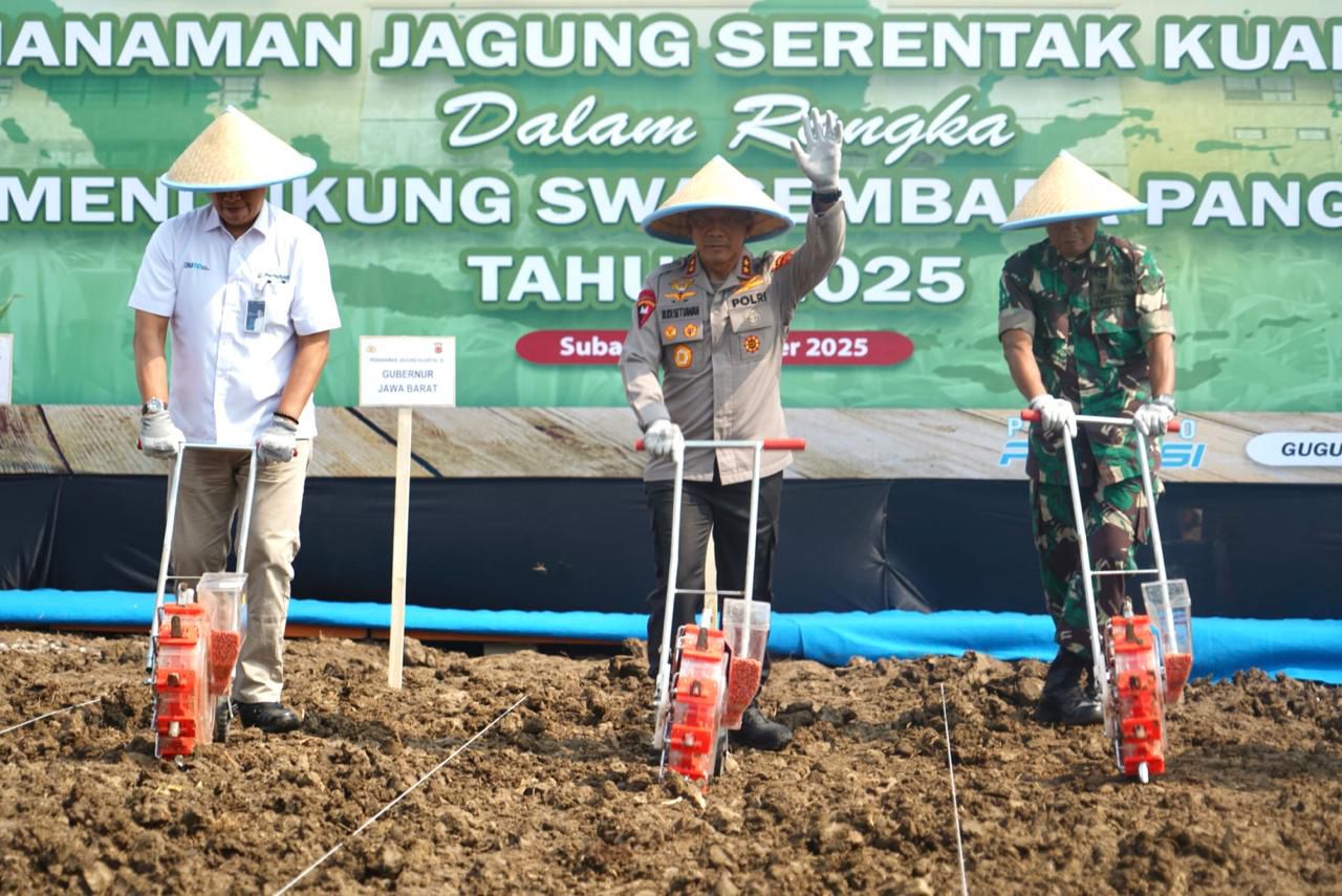 Komitmen Polri dan Petani Jagung Untuk Meningkatkan Ketahanan Pangan Pemerintah Menuju Indonesia Emas 2045