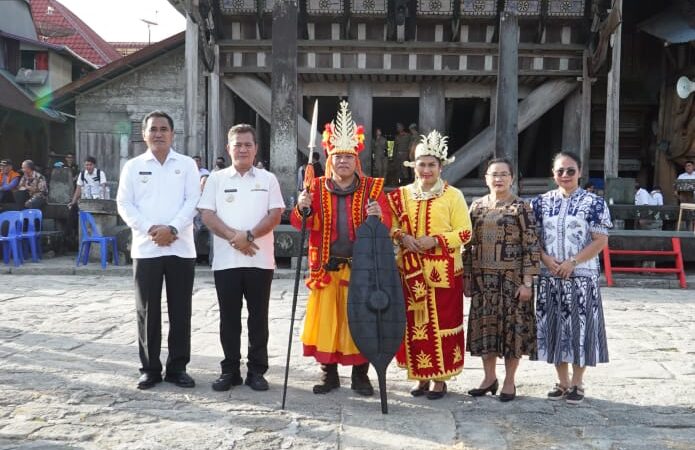 Hari Ke-2 Kunker Di Kepulauan Nias, Kajati Sumut Kunjungi Kabupaten Nias Selatan Dan Gelar Sejumlah Kegiatan Bhakti Sosial
