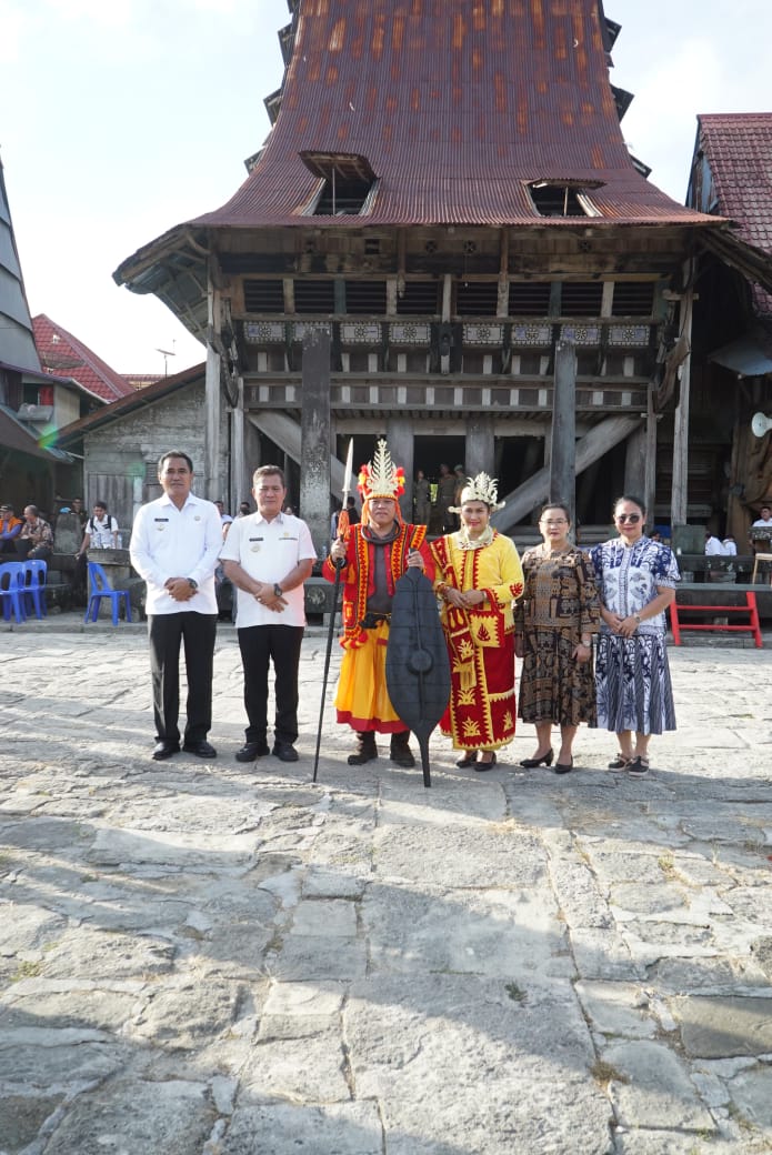 Hari Ke-2 Kunker Di Kepulauan Nias, Kajati Sumut Kunjungi Kabupaten Nias Selatan Dan Gelar Sejumlah Kegiatan Bhakti Sosial