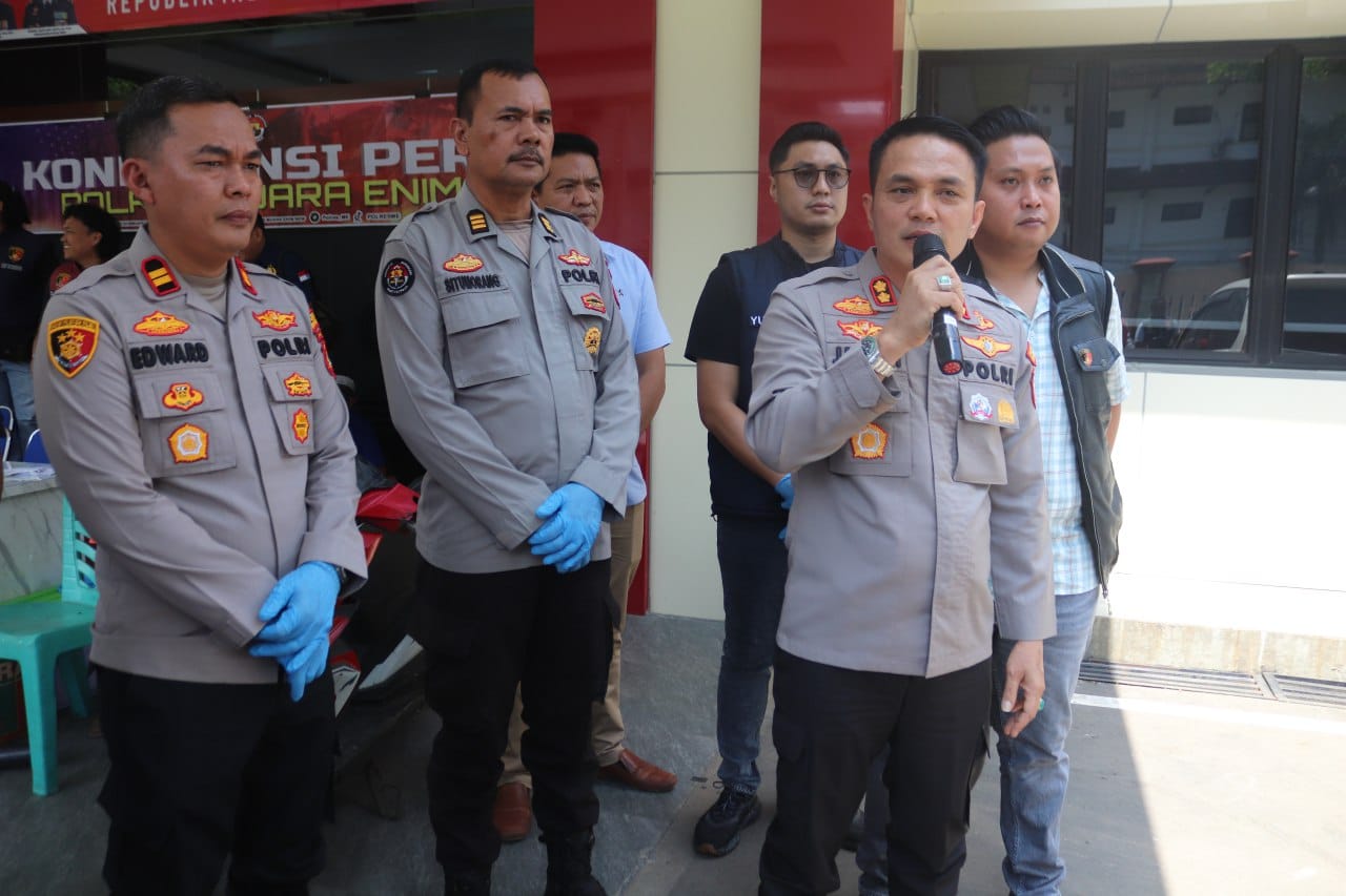 Sinergritas TNI-Polri Dalam Penegakan Hukum,Polres Muara Enim bersama Polisi Militer AD,Tangkap Oknum TNI Pencuri Mobil Avanza