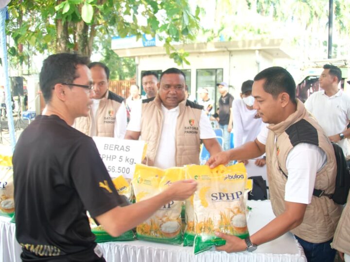 Ditreskrimsus Polda Kalsel Gelar Gerakan Pangan Murah,Sediakan 6 Ton Beras SPHP