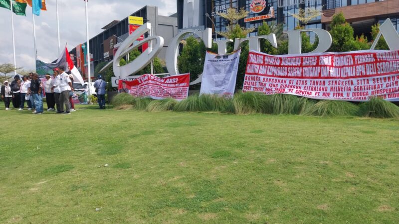 Massa Geruduk Proyek Perumahan Citra Land,Diduga Tak Miliki Izin Diatas Lahan PTPN 