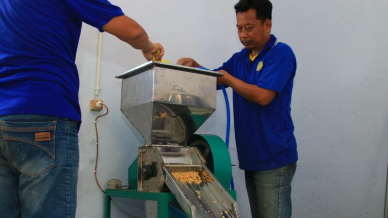 Kembangkan Program Pembinaan Baru, Warga Binaan Lapas Banyuwangi Produksi 20 Kg Tempe Perhari