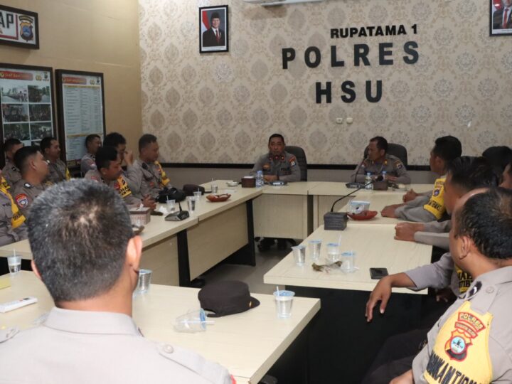 Polres Hulu Sungai Utara Gelar Anev Kinerja Bhabinkamtibmas, Dorong Peningkatan Peran dan Profesionalisme di Lapangan