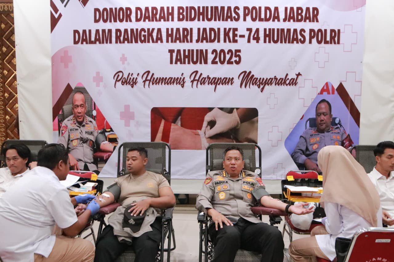 Peringati HUT Humas Polri Ke-74,Polda Jabar Gelar Donor Darah Serentak, Berhasil Kumpulkan 2.591 Kantong Darah