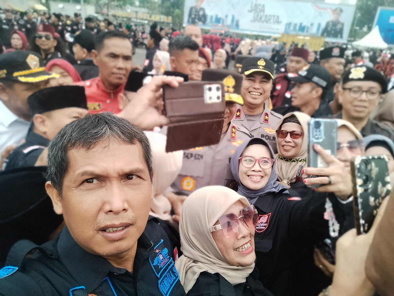 Ormas BPPKB,Gelar Apel dan Foto Bersama Kapolda Metro Jaya