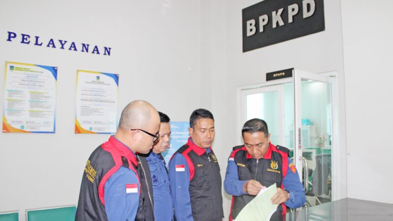 Cari Bukti Dugaan Korupsi Proyek Pengadaan Papan Tulis Interaktif (Smartboard) SMP Negeri Se-Kota Tebing Tinggi, Pidsus Kejati Sumut Geledah 2 Lokasi