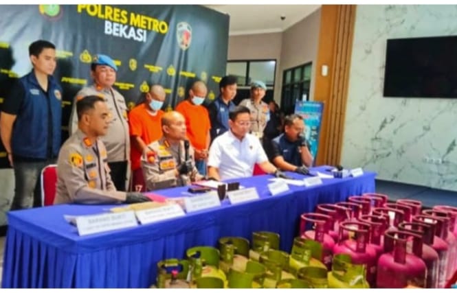 Polisi Bongkar Praktik Ilegal Penyuntikan Tabung Gas di Bekasi