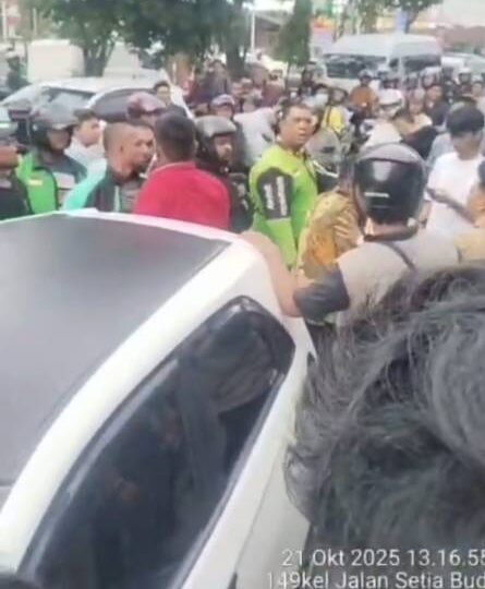 Diteriaki Maling,Debkolektor Kena Bogem Massa 