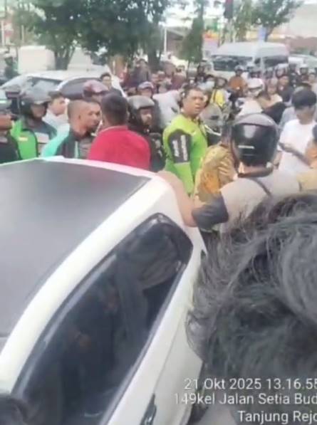Diteriaki Maling,Debkolektor Kena Bogem Massa