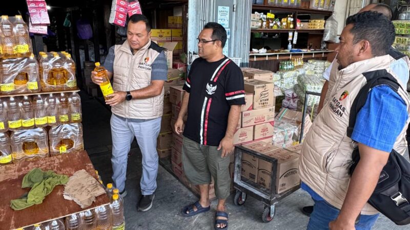 Satgas Pangan Polda Kalsel Pastikan Ketersediaan dan Keaslian Minyakita di Pedagang Eceran