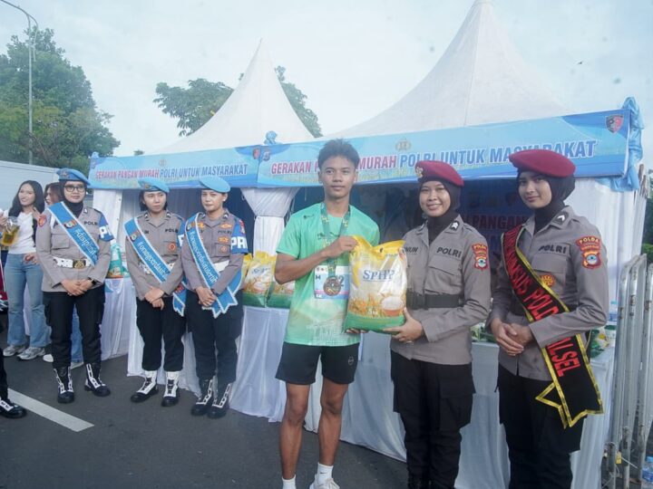 Polda Kalsel Gelar Gerakan Pangan Murah, 10,5 Ton Beras SPHP Habis Diserbu Masyarakat