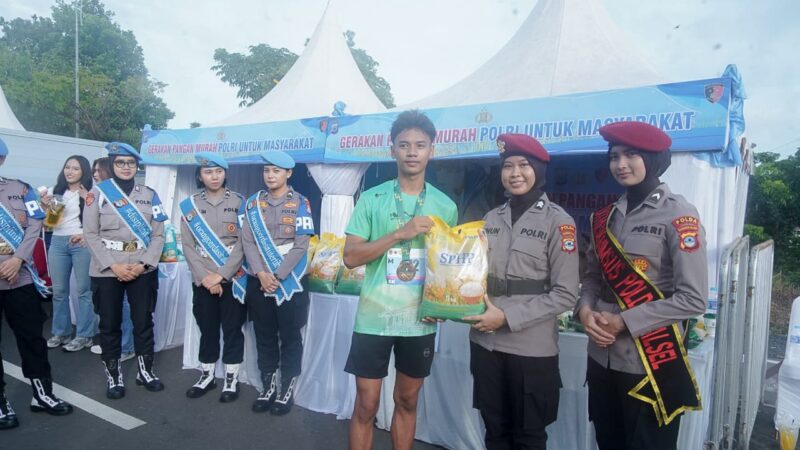 Polda Kalsel Gelar Gerakan Pangan Murah, 10,5 Ton Beras SPHP Habis Diserbu Masyarakat