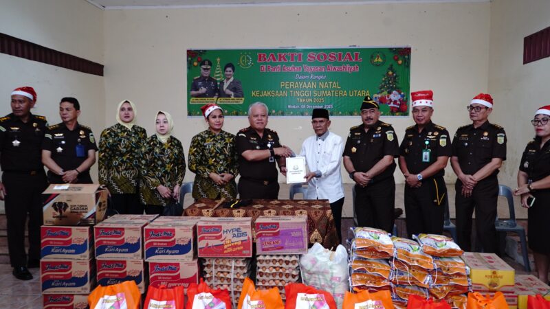 Sambut Hari Natal 2025,Kejati Sumut Berikan Bantuan di Tiga Lokasi Secara Serentak