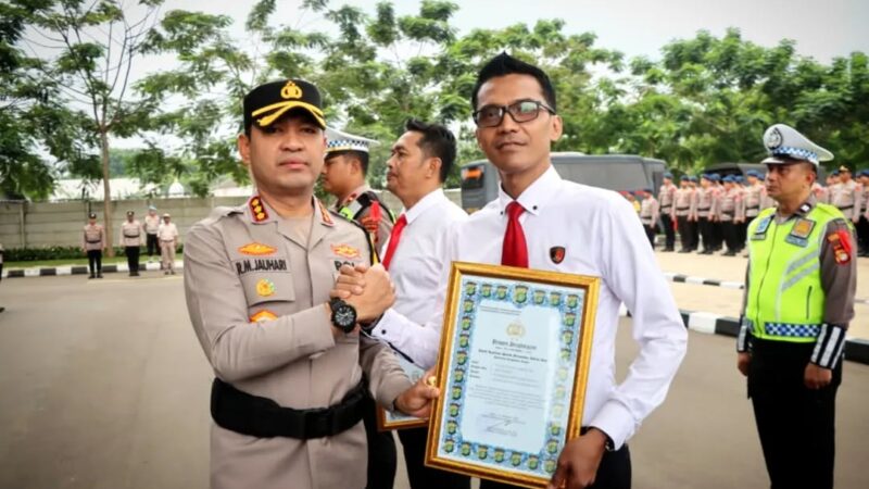 Polres Metro Tangerang Kota Gelar Apel Jam Pimpinan Serta Pemberian Penghargaan kepada Personel Berprestasi