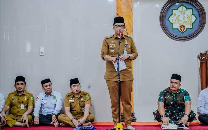 Rico Waas Tegaskan Komitmen Pemko Berdayakan Masjid Sebagai Pusat Keagamaan dan Sosial 