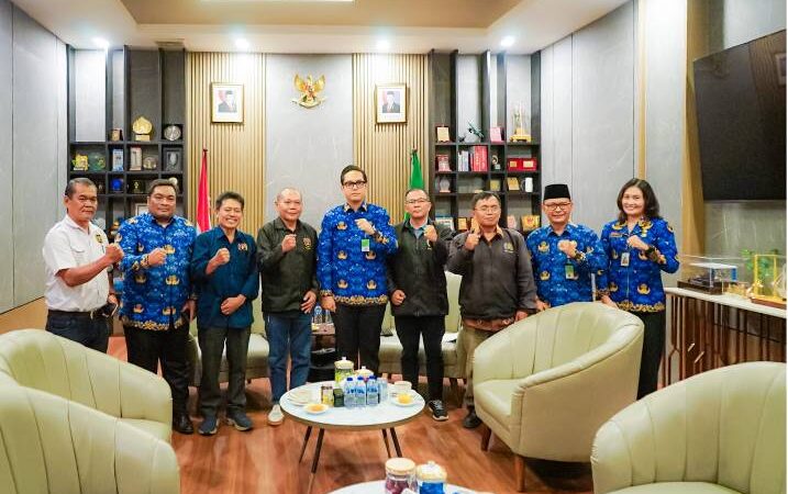 Wali Kota Medan Ajak PWI Sumut Jadikan Natal Momentum Kepedulian Sosial dan Pererat Persatuan 