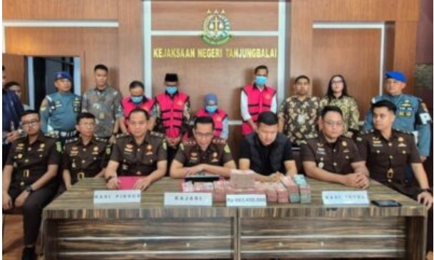 Ketua KPU Tanjungbalai Jadi Tersangka Korupsi Dana Hibah dan Ditahan 