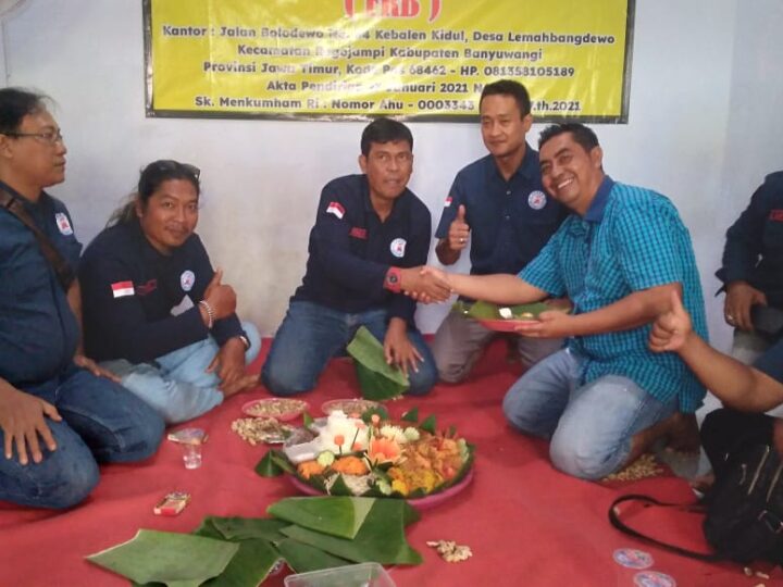 Forum Rogojampi Bersatu ( FRB ) Banyuwangi Angkat H.Rofiq Sebagai Pimpinan Organisasi FRB Yang Baru