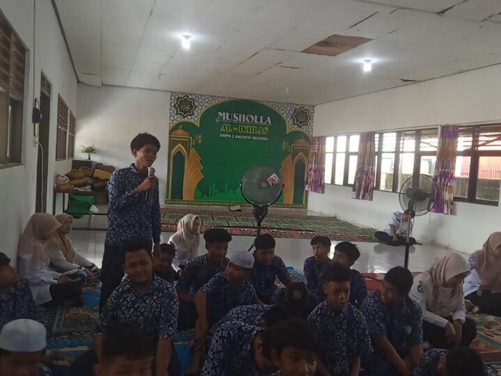 Cegah Perundungan Sejak Dini, Sat Binmas Polres HSU Gelar Sosialisasi Anti-Bullying di SMPN 1 Amuntai Selatan