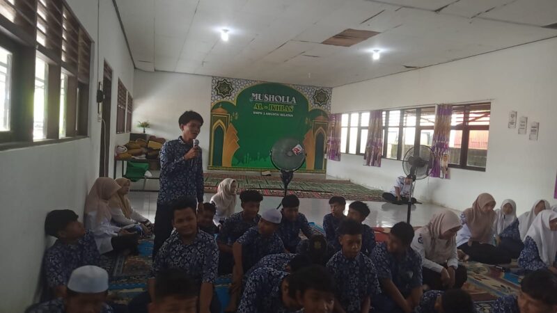 Cegah Perundungan Sejak Dini, Sat Binmas Polres HSU Gelar Sosialisasi Anti-Bullying di SMPN 1 Amuntai Selatan