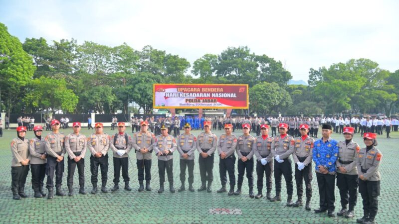 Upacara Hari Kesadaran Nasional, Kapolda Jabar Teguhkan Komitmen Integritas dan Pengabdian Personel